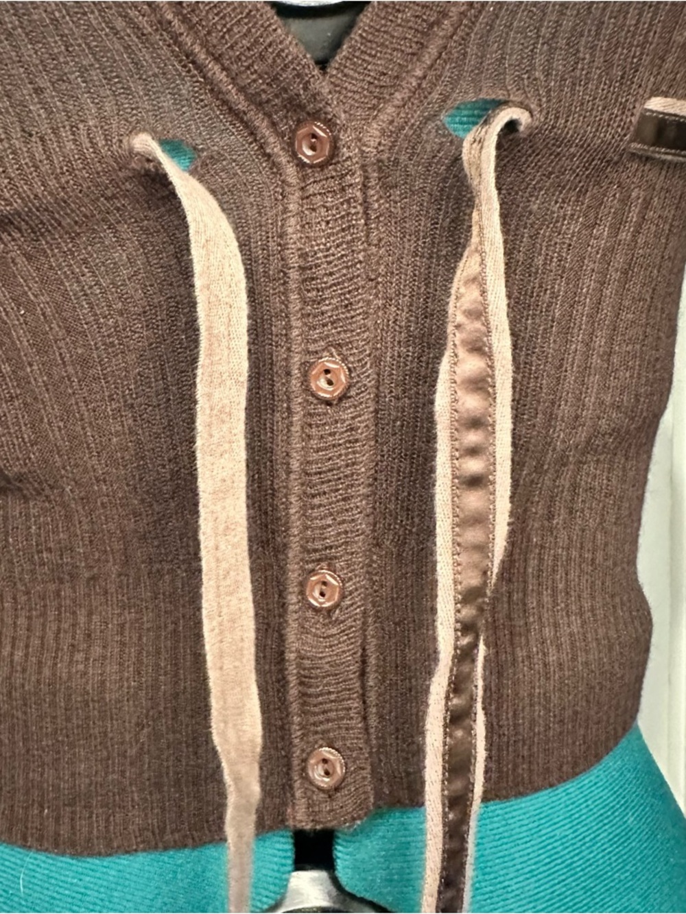 Abercrombie & Fitch Vintage Y2K babydoll cropped cable knit hooded Cardigan - Picture 9 of 14